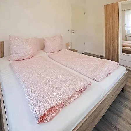Stunning In Waren Mritz With Wifi Apartamento Waren (Mueritz)