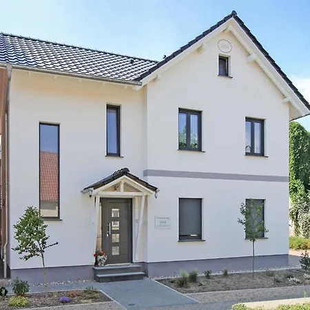 Stunning In Waren Mritz With Wifi *